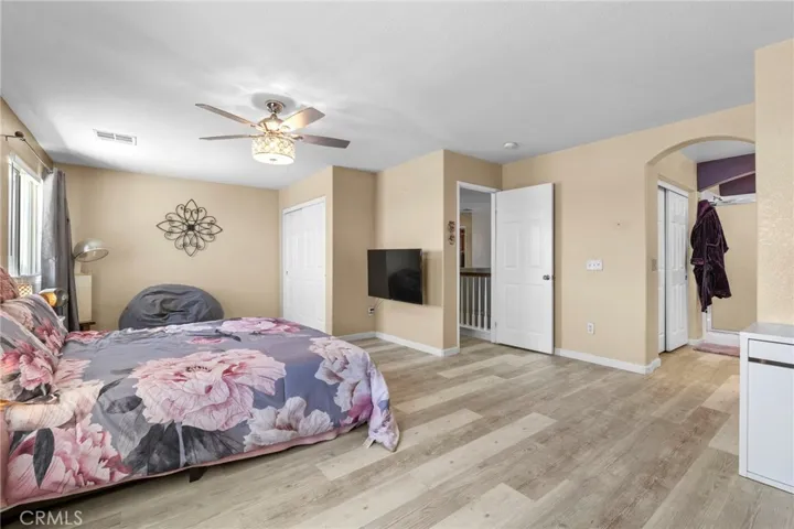 14490 Arthur Street, Oak Hills, California 92344
