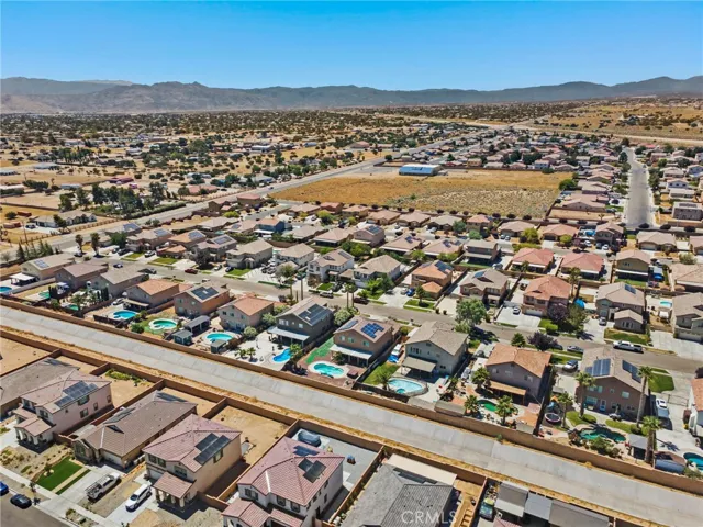 14490 Arthur Street, Oak Hills, California 92344