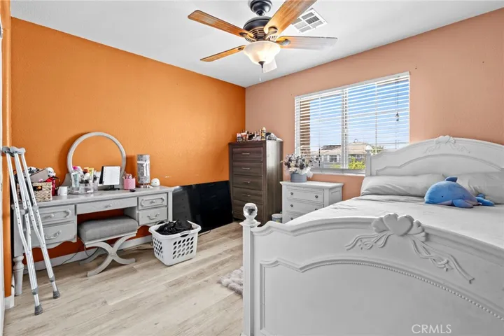 14490 Arthur Street, Oak Hills, California 92344