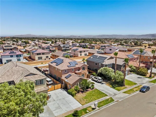 14490 Arthur Street, Oak Hills, California 92344