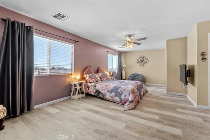 14490 Arthur Street, Oak Hills, California 92344