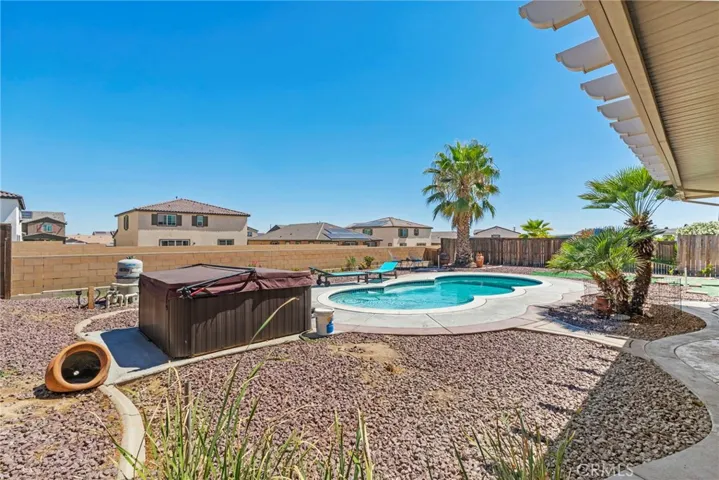 14490 Arthur Street, Oak Hills, California 92344