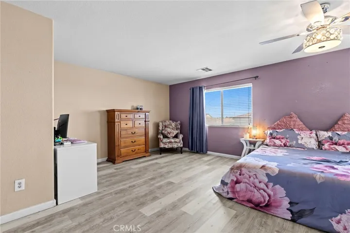 14490 Arthur Street, Oak Hills, California 92344