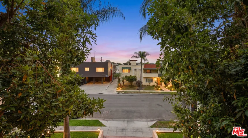 8121 Norton Avenue 201, Los Angeles, California 90046