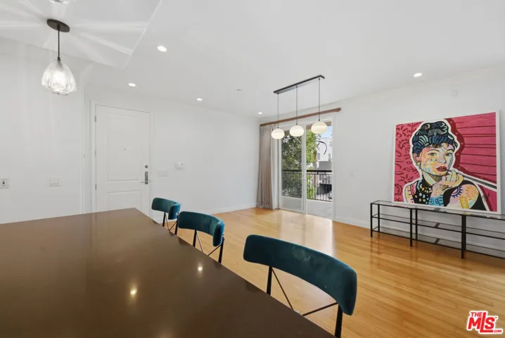 8121 Norton Avenue 201, Los Angeles, California 90046