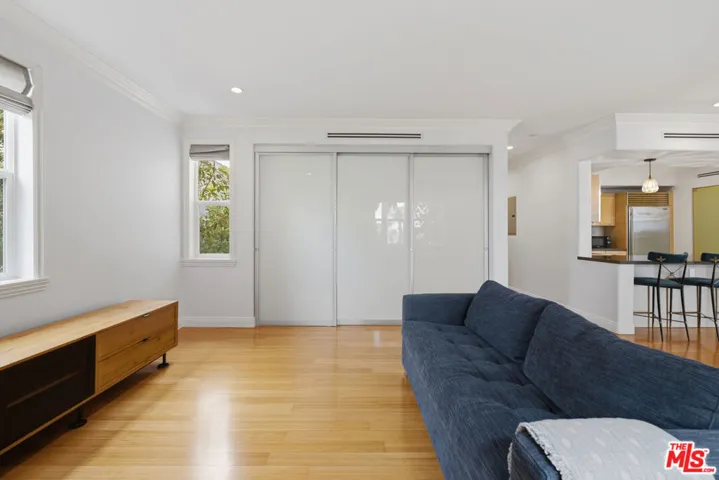 8121 Norton Avenue 201, Los Angeles, California 90046