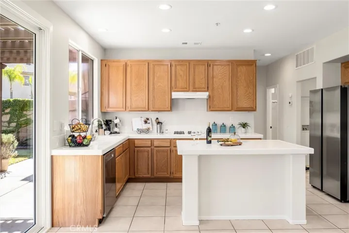 13547 Sherman, Fontana, California 92336
