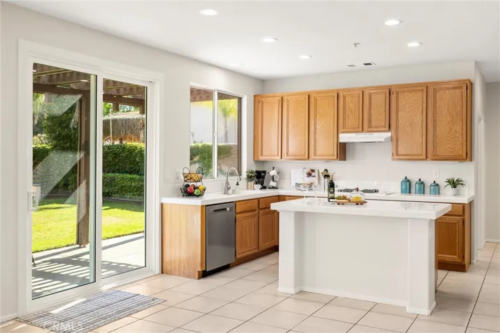 13547 Sherman, Fontana, California 92336