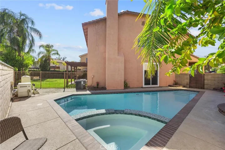 13547 Sherman, Fontana, California 92336