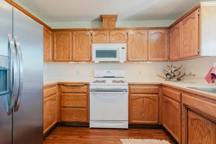 68277 Jolon Road, Bradley, California 93426