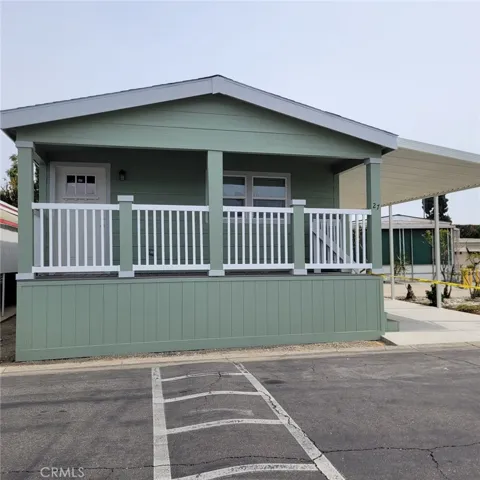 10550 Dunlap Crossing Road 27, Whittier, California 90606