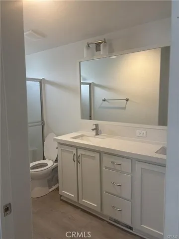 10550 Dunlap Crossing Road 27, Whittier, California 90606