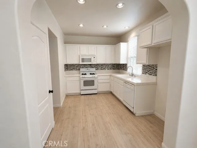 20028 Pienza, Porter Ranch, California 91326