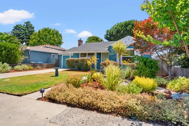 1035 Cherry Street, San Carlos, California 94070