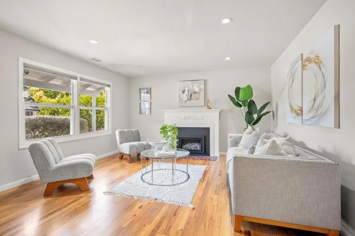 1035 Cherry Street, San Carlos, California 94070