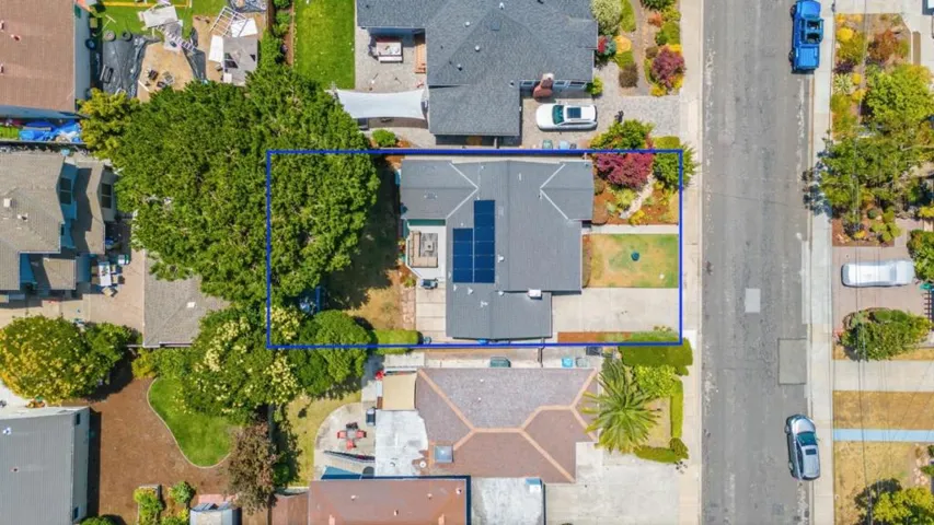 1035 Cherry Street, San Carlos, California 94070