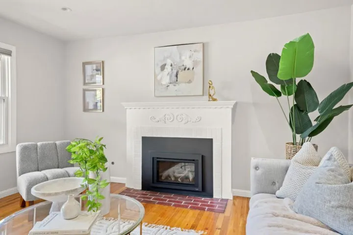 1035 Cherry Street, San Carlos, California 94070