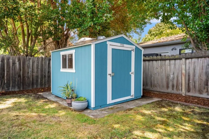 1035 Cherry Street, San Carlos, California 94070