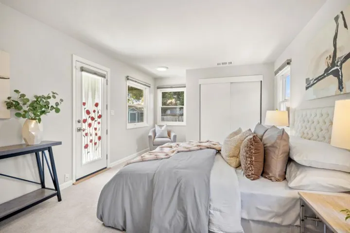 1035 Cherry Street, San Carlos, California 94070