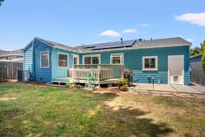 1035 Cherry Street, San Carlos, California 94070