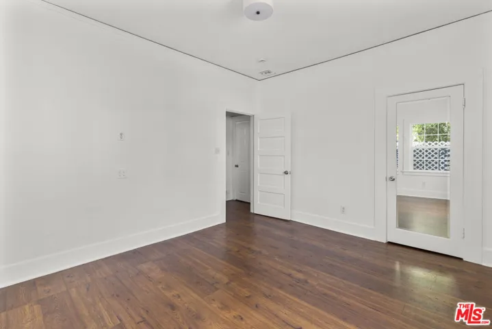 135 S Dillon Street, Los Angeles, California 90057