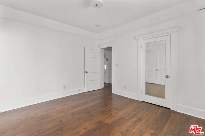 135 S Dillon Street, Los Angeles, California 90057