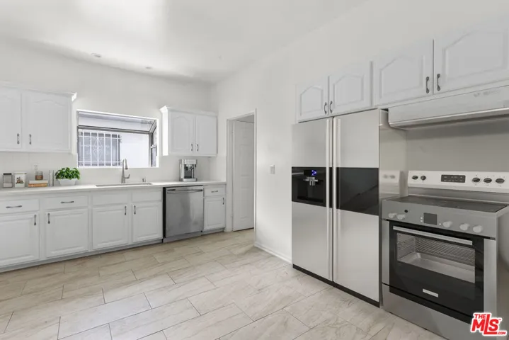 New Fridge and Range Installed