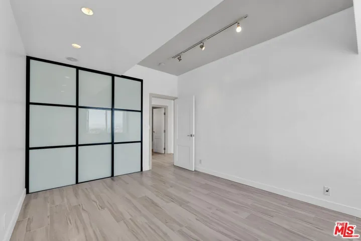 1155 N La Cienega Boulevard 1106, West Hollywood, California 90069