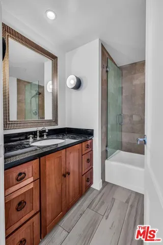 1155 N La Cienega Boulevard 1106, West Hollywood, California 90069