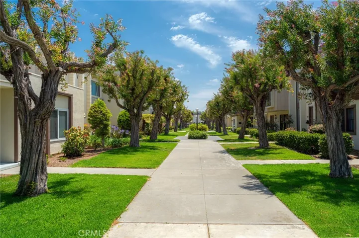 21372 Green Cove, Huntington Beach, California 92646