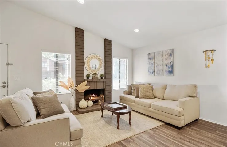 14959 Index Street, Los Angeles, California 91345