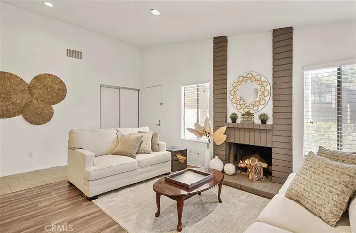 14959 Index Street, Los Angeles, California 91345