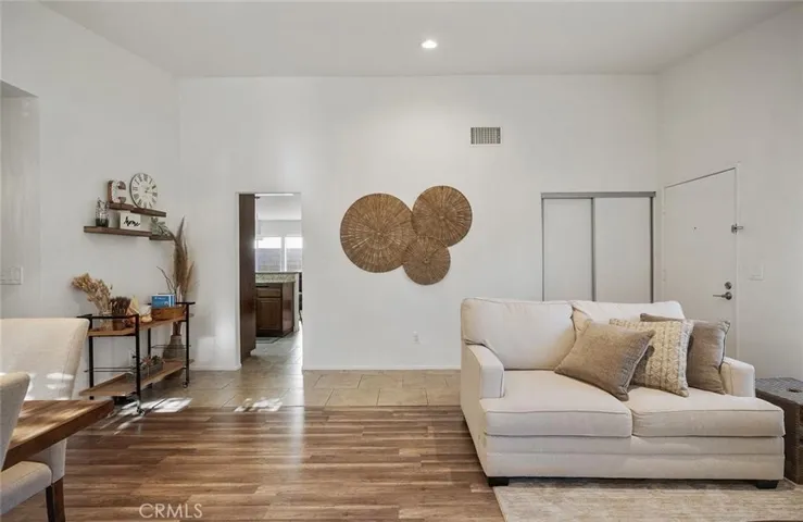 14959 Index Street, Los Angeles, California 91345