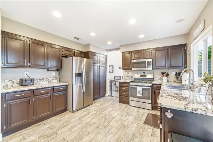30 Moccasin Trail, Trabuco Canyon, California 92679