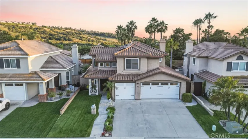 30 Moccasin Trail, Trabuco Canyon, California 92679