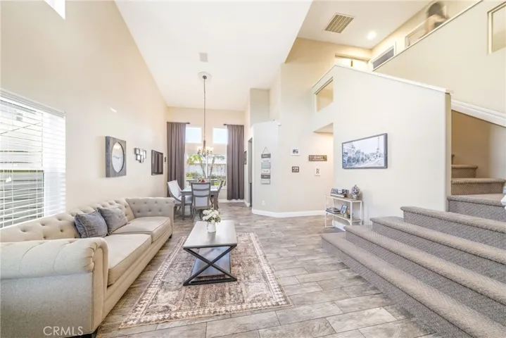 30 Moccasin Trail, Trabuco Canyon, California 92679