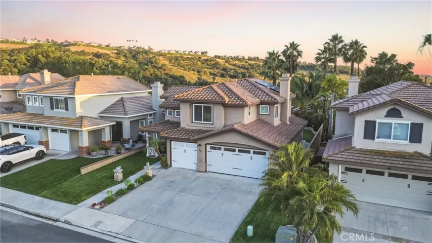 30 Moccasin Trail, Trabuco Canyon, California 92679