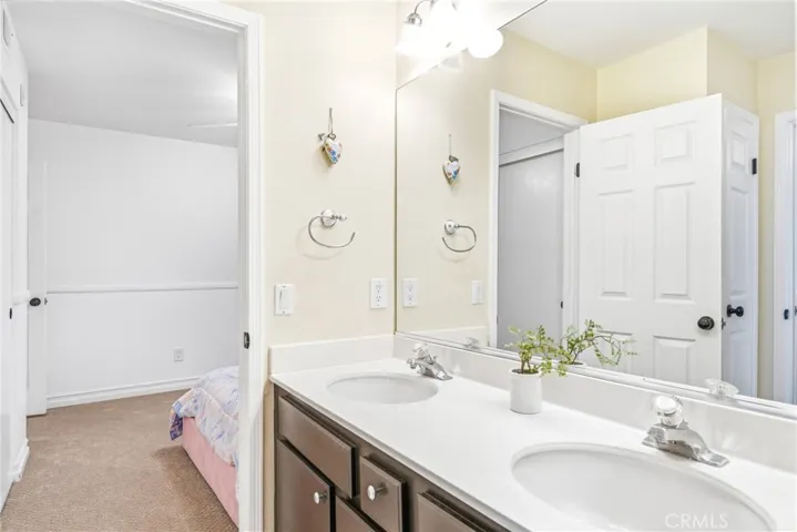 30 Moccasin Trail, Trabuco Canyon, California 92679