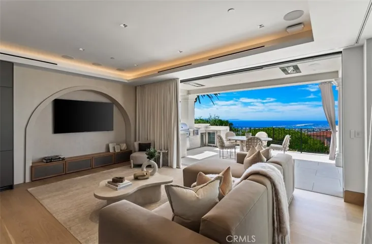 7 Sailview, Newport Coast, California 92657