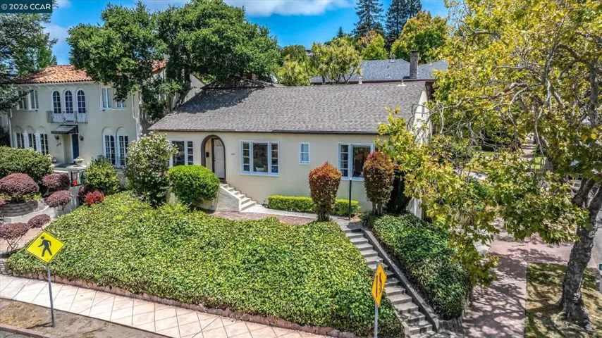 140 Highland Ave, Piedmont, California 94611