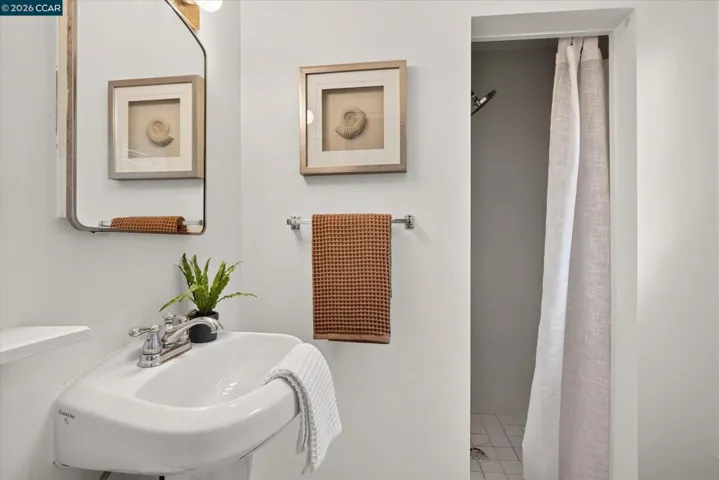 140 Highland Ave, Piedmont, California 94611