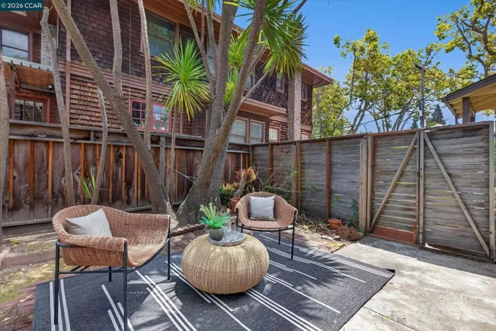 140 Highland Ave, Piedmont, California 94611