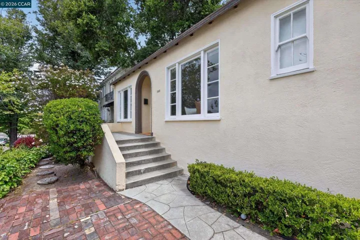 140 Highland Ave, Piedmont, California 94611
