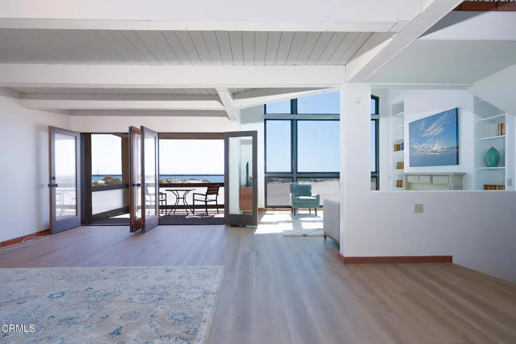 3265 Ocean Dr-24
