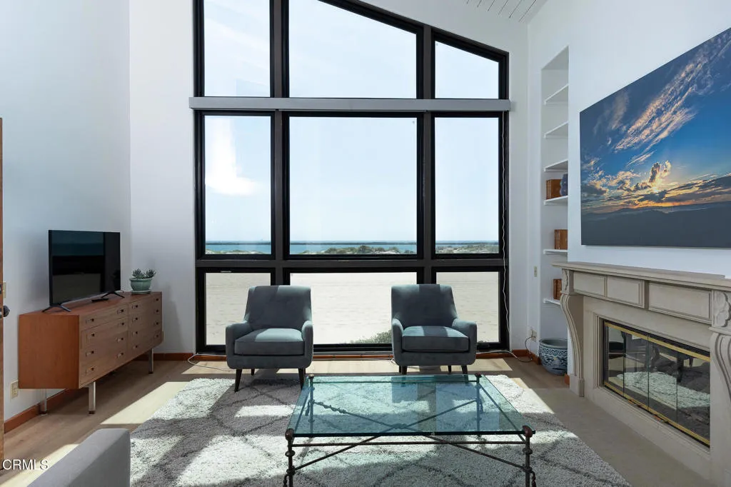 3265 Ocean Dr-19