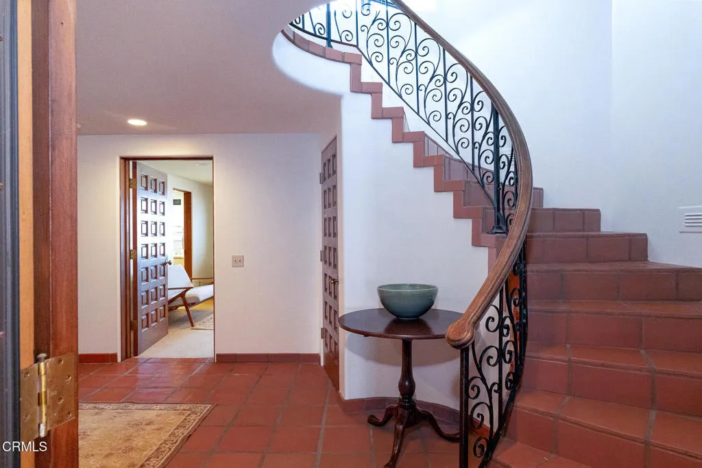 3265 Ocean Dr-42