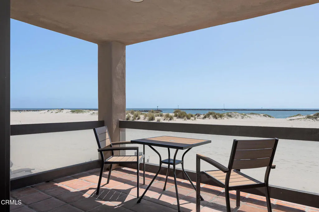 3265 Ocean Dr-17