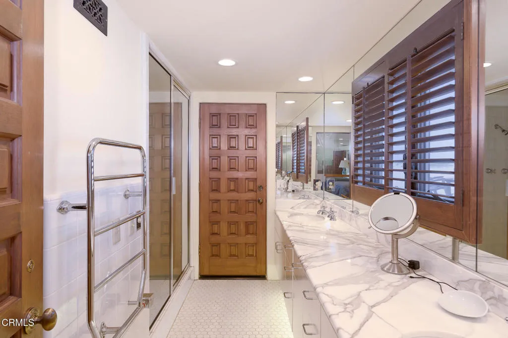 3265 Ocean Dr-38