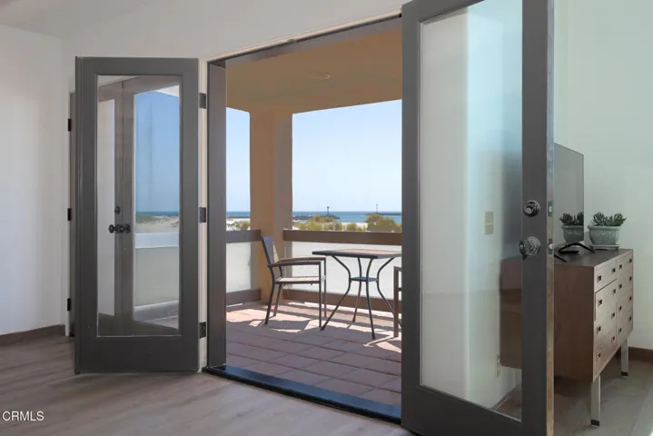 3265 Ocean Dr-16