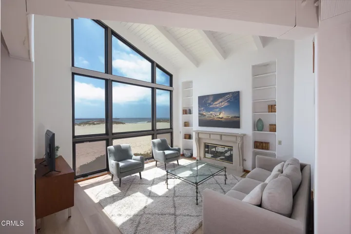 3265 Ocean Dr